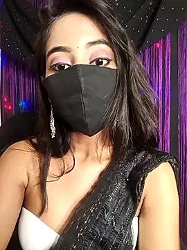 Snapshot of Sexy_eye-19 chatting on 02.15.25 Sexy eye-19 online show from 02.15.25