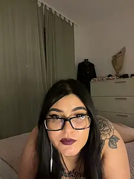 Snapshot of alexaandreea99 chatting on 12.16.24 alexaandreea99 online show from 12.16.24