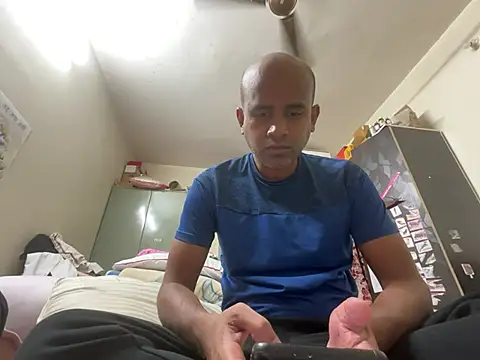 Snapshot of SammyChocolateIndian chatting on 02.07.25 SammyChocolateIndian online show from 02.07.25