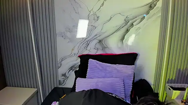 venusowen  online show from 04.06.26