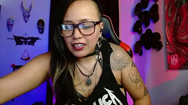 Snapshot of LilithSharon chatting on 02.03.26 LilithSharon online show from 02.03.26