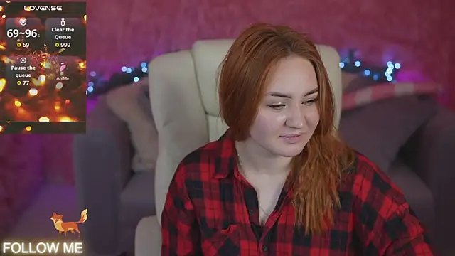 LovelyBell online show from 12.18.25