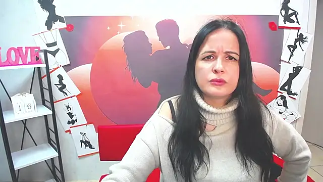 Snapshot of TayaBoret chatting on 11.16.25 TayaBoret online show from 11.16.25