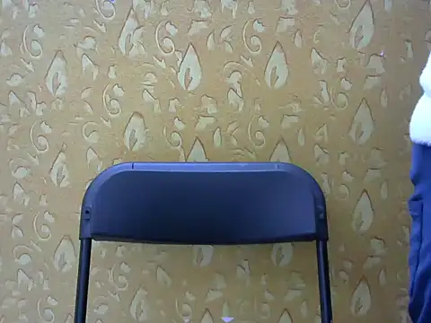 l l ish online show from 02.18.25