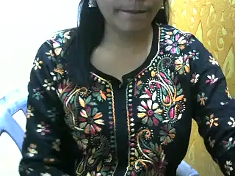 l l ish online show from 02.25.25
