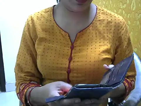 l l ish online show from 03.22.25
