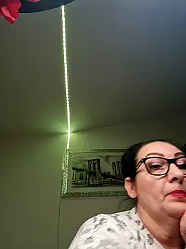 Snapshot of Genoveva73sexy chatting on 12.16.24 Genoveva73sexy online show from 12.16.24