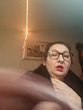 Snapshot of Genoveva73sexy chatting on 02.19.25 Genoveva73sexy online show from 02.19.25