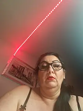 Snapshot of Genoveva73sexy chatting on 02.20.25 Genoveva73sexy online show from 02.20.25