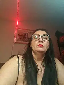 Snapshot of Genoveva73sexy chatting on 02.25.25 Genoveva73sexy online show from 02.25.25