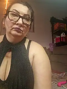 Snapshot of Genoveva73sexy chatting on 03.22.25 Genoveva73sexy online show from 03.22.25