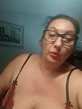 Snapshot of Genoveva73sexy chatting on 09.30.25 Genoveva73sexy online show from 09.30.25