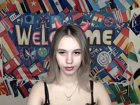  StAcY online show from 10.31.25