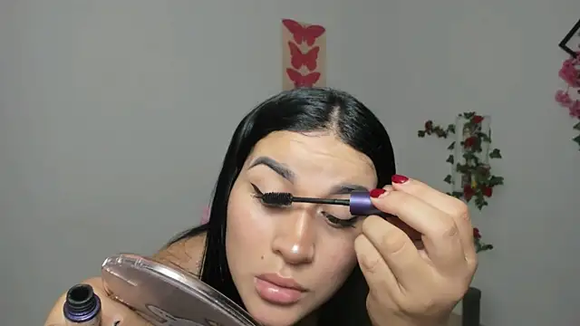 Emic  online show from 09.20.25