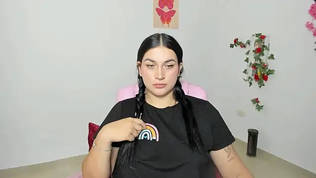 Emic  online show from 09.30.25