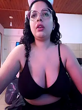 babyluna939 online show from 09.13.25