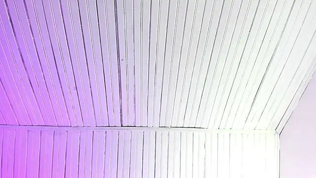 Little Ivy online show from 12.28.24