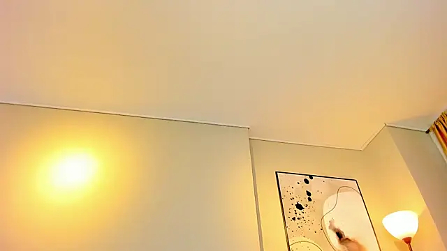 Isis Osman online show from 02.15.26