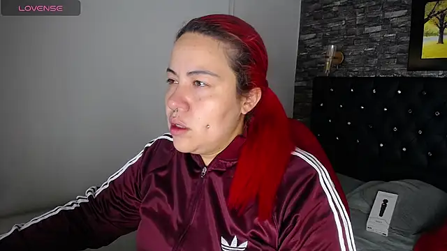 Bruja  Scarlata online show from 03.12.25