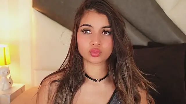 AnitaKariri online show from 01.30.25