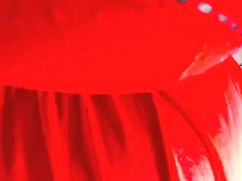 Snapshot of Honeybumsx32 chatting on 10.09.25 Honeybumsx32 online show from 10.09.25