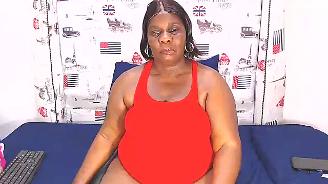 Snapshot of Honeybumsx32 chatting on 11.05.25 Honeybumsx32 online show from 11.05.25