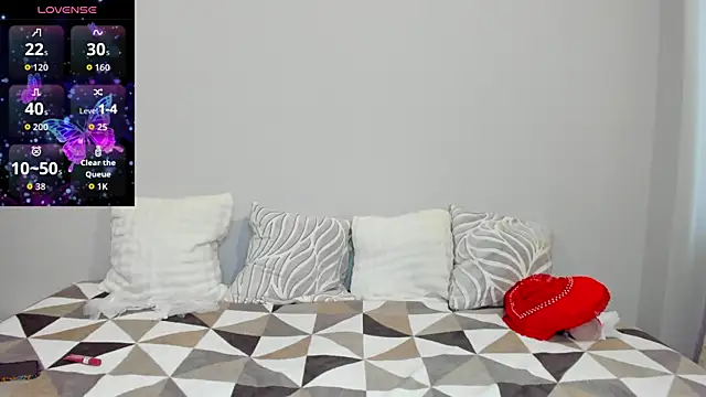 Linda Insatiable online show from 07.28.26