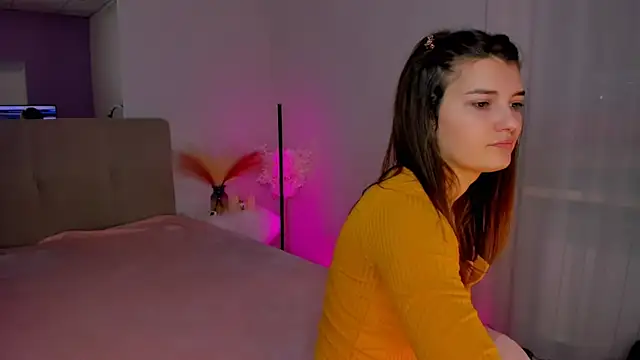 Laura Leee online show from 01.28.25