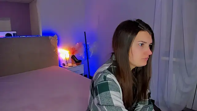 Laura Leee online show from 02.11.26