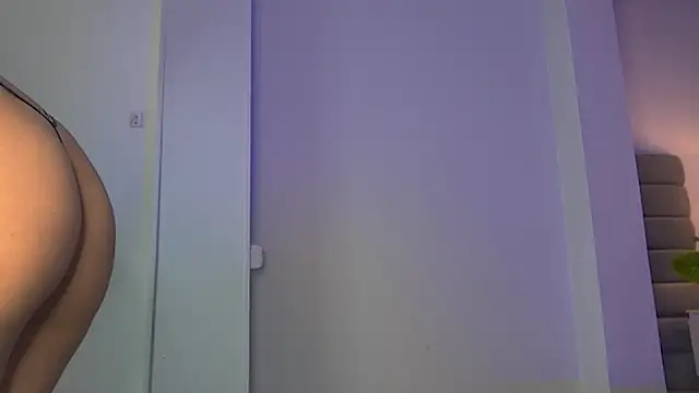 Madie  collins online show from 07.04.26