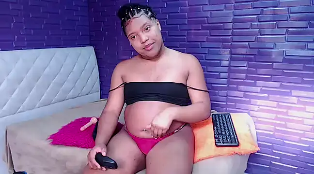 Snapshot of ShanayaKops chatting on 01.29.25 ShanayaKops online show from 01.29.25