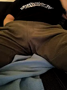 Snapshot of OdinWolf1990 chatting on 10.23.25 OdinWolf1990 online show from 10.23.25