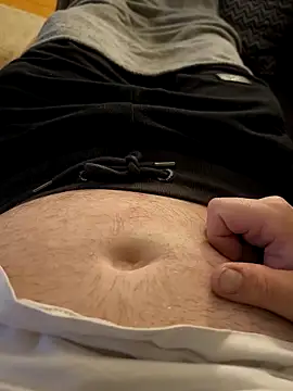 Snapshot of OdinWolf1990 chatting on 11.06.25 OdinWolf1990 online show from 11.06.25