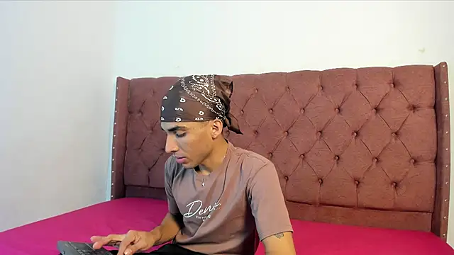 jony honey online show from 12.02.25