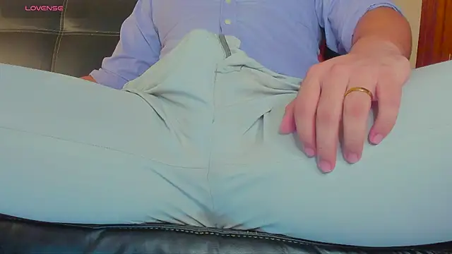 MrLonely02 online show from 12.17.24