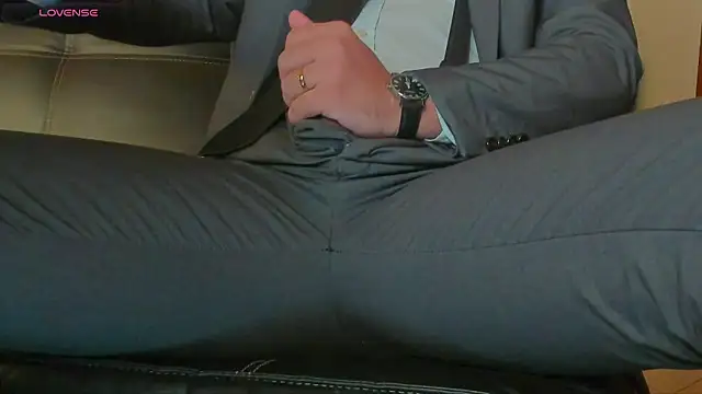 MrLonely02 online show from 01.12.25