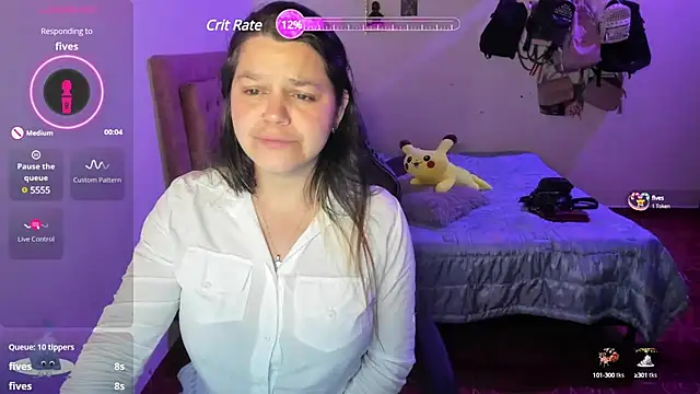 Sabrina Hall  online show from 01.02.25