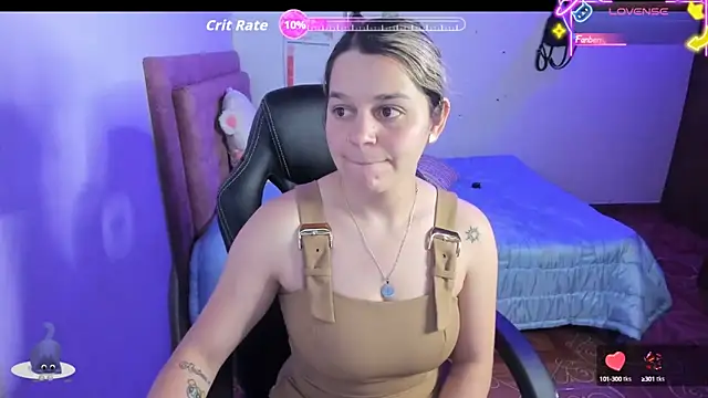 Sabrina Hall  online show from 09.10.25