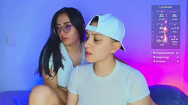 Snapshot of aron_wi chatting on 12.09.24 aron wi online show from 12.09.24