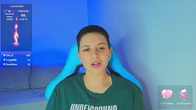 Snapshot of aron_wi chatting on 01.12.25 aron wi online show from 01.12.25