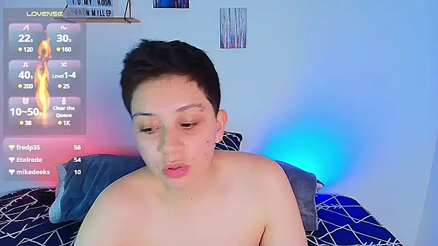 Snapshot of aron_wi chatting on 03.17.25 aron wi online show from 03.17.25