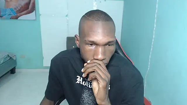 Snapshot of black30cmdick chatting on 02.02.26 black30cmdick online show from 02.02.26