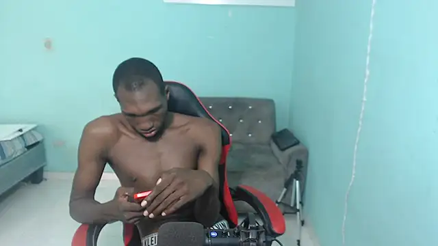 Snapshot of black30cmdick chatting on 02.22.26 black30cmdick online show from 02.22.26