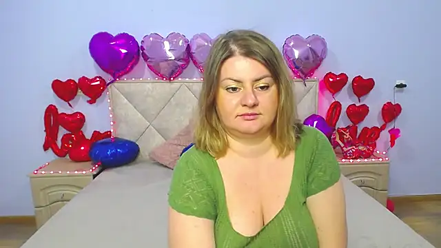 ZannaDreil online show from 02.24.25