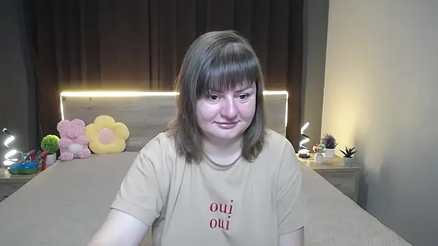 ZannaDreil online show from 10.12.25