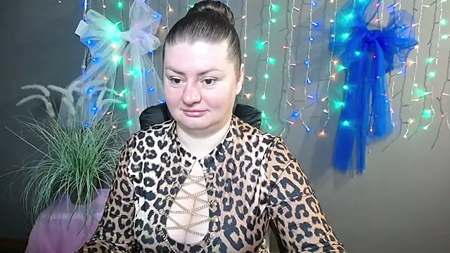 ZannaDreil online show from 11.10.25