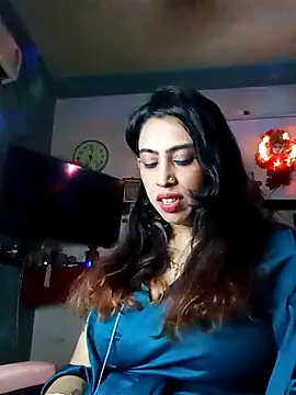 Lavender22 online show from 10.17.25