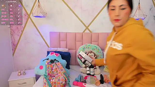 lizortiz online show from 12.01.25