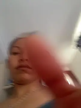 Snapshot of michel_ex33 chatting on 09.19.25 michel ex33 online show from 09.19.25