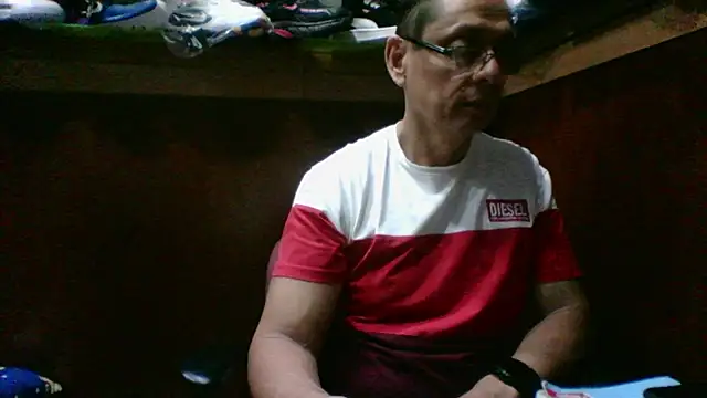 Snapshot of MarcusKelvin chatting on 09.20.25 MarcusKelvin online show from 09.20.25
